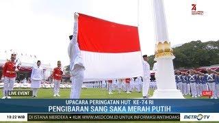 Detik-detik Pengibaran Replika Bendera Pusaka di HUT ke-74 RI di Istana Merdeka