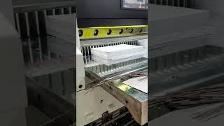 Maquina cortadora de papel carton/Paper Cardboard cutting machine