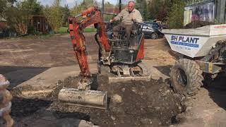 Gardeners Paradise - Men At Work