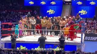 Salvador Lutteroth agradece a la afición el lleno y la entrega de los luchadores del CMLL