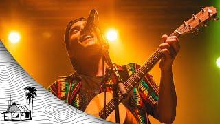 KBong & Johnny Cosmic - In The Middle Of The Ocean (Live) | Sugarshack One Take