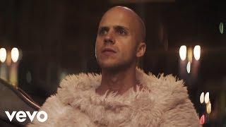 Milow - Howling At The Moon (Official Video)