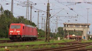 Treni in movimento allo scalo di Köln Gremberg - Züge fahren im Köln Gremberg Raingierbahnhof