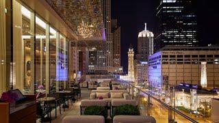 BEST HOTEL SUITE DOWNTOWN CHICAGO | GREAT VIEWS OF THE WHOLE CITY 