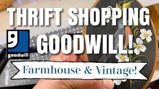 SHOPPING FOR FARMHOUSE HOME DECOR, VINTAGE COLLECTIBLES, RESALE!