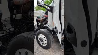 Locating the Chassis Node on a Peterbilt 579 #peterbilt #peterbilt579 #bigrig #trucking
