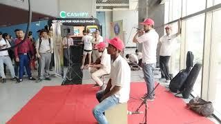 Bahut hi Achcha Murali music hai New Delhi metro train