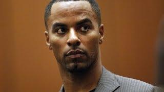 Former NFL player Darren Sharper surrenders in rape case