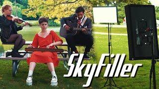 Portable 3 Light Kit for Video: Lighting a Live Music Video with SkyFiller