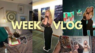 spend my week with me  | reading updates, concert, trader joe’s, besties, & college