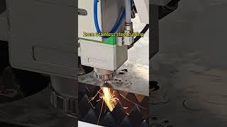 The laser cutting machine cuts 2mm stainless steel#lasercuttingmachine#fiberlasercutting#goldmark