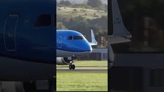 KLM Embraer E190STD roll and take off RWY24 at Edinburgh Airport going back to Amsterdam #short