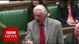 Dennis Skinner kicked out of Commons for calling David Cameron "dodgy Dave" - BBC News