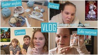 Vlog : Des films excellents au cinéma, un colis La Scintilla, de la lecture et une virée à Paris !