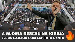 Pr. Gilmar Fiuza: Meu Deus!  Olha o que Deus fez nesse culto. A unção tomou conta da igreja,