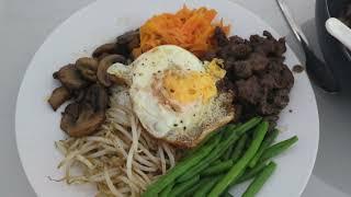 How To Make HOMEMADE BIMIMBAP • Easy Korean Meals