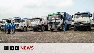 Famine-hit Sudan camp gets first aid convoy in months | BBC News