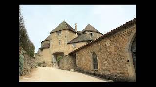 Chateau Berzé Le Châtel Bourgogne