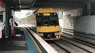 Sydney Trains: A71 stops at Padstow