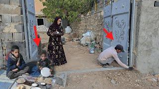 The smell of paint and shelter to the neighbor's house:Shahla's children in search of midnight peace