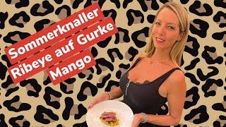 Ribeye Steak auf Mango Gurken Bett - Sommer Knaller