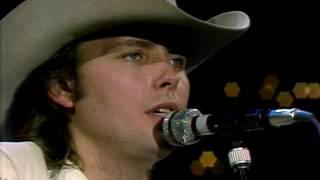 Dwight Yoakam - "Buenas Noches From A Lonely Room (She Wore Red Dresses)" [Live from Austin, TX]