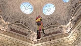 HÖHLEN - Schatzkammern der Wissenschaft | "Höhlenabseilen" im NHM Wien