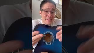 Lo más épico que puedes tocar con 1 cuerda en la guitarra