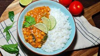  Creamy Chickpea Coconut Curry  | Easy Vegan Dinner Recipe!