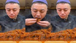 ASMR OVERLORD OX HOOVES WITH SPICY GARLIC SAUCE EATING