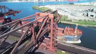 Discovery Unloading at Dofasco Hamilton Pier