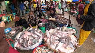 Chbar Ampov Wet Market in Phnom Penh | Cambodian Food Market Tour