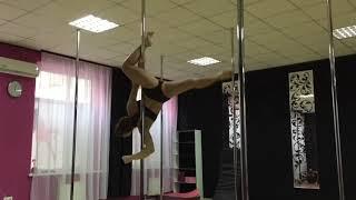 Илона Пугач - тренер студии Royal Pole Dance