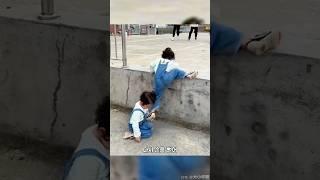 잊혀진 여동생들, 하지만 포기하지 않았어요