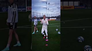 Pascal vs Kevin Trapp #footballshorts #challenge #football #freestyle