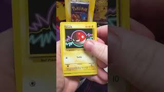 I Opened A Base Set Pokemon Card Pack! #pokemoncommunity #pokemon #pokemoncards