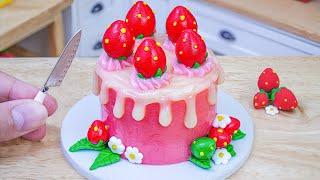  Beautiful Miniature Pink Buttercream Strawberry Cake Decorating Recipes  Sweet Mini Cakes DA