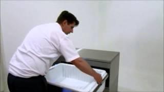 Adande Fridge cleaning the box