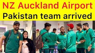 EXCLUSIVE  Pakistan Squad landed at Auckland for 8 Games vs New Zealand | fans pics with players