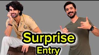 Surprise entry of junaid Niazi | Junaid niazi ny dia malik Aqeel ko surprise