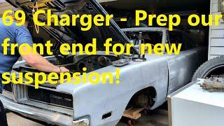 ep140  My Yard is My Garage - 1969 Charger prep for new suspension setup!