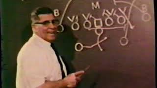 "Power Sweeps" - Winning Football with Vince Lombardi (Volume 7)