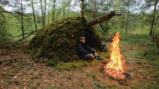 Crafting a MOSS covered Survival Shelter | Bushcraft | Hand Fishing, Baking Bread, Catch and Cook