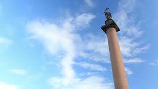 Alexander Column In St. Petersburg Stock Video