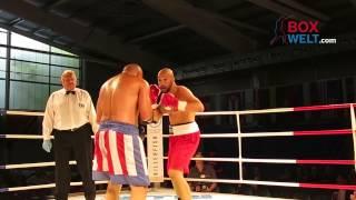 Robert Larsen vs Josef Holub