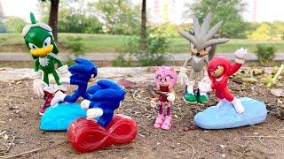 Sonic the hedgehog Toys/Action/figure/cheap price/knuckles shadow tails silver werehog minions mario