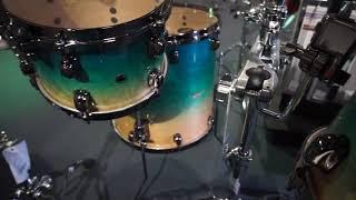 TAMA STARCLASSIC MAPLE EXOTIC 4 PIECE SHELL PACK – Figured Caribbean Blue Fade - QUICK REVIEW