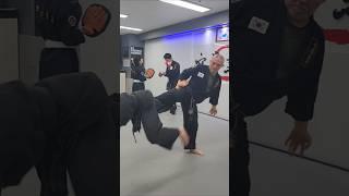 Terrifying middle kick trap #shorts #kangjun