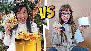 RICCHI vs POVERI A NATALE! Sofi e Moni