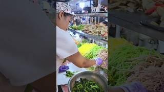 Auntie makes delicious colorful noodles. in Thailand #streetfood #Shorts